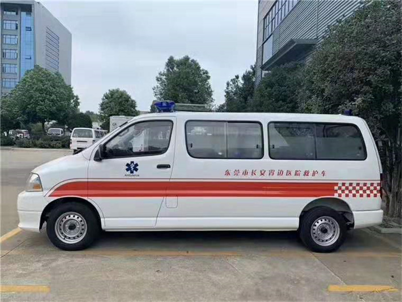 金杯新快運救護車(轉運型)